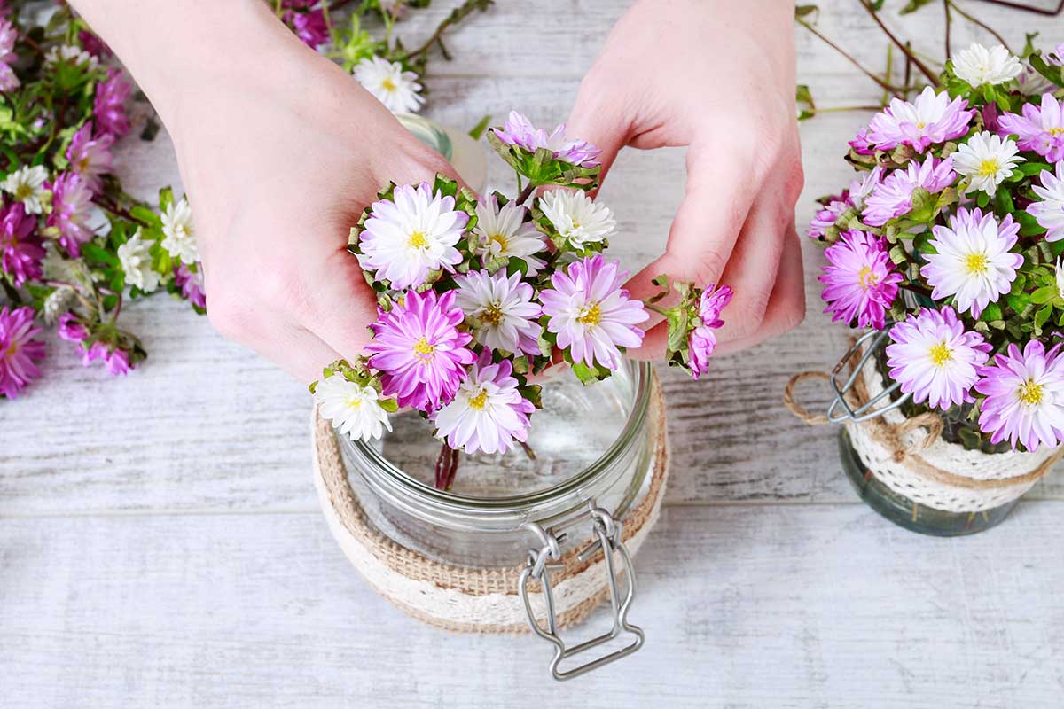 pot de fleurs shabby avec récup' bocal en verre