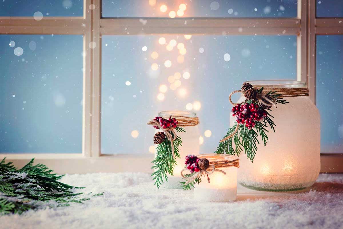 bougeoirs DIY à l'atmosphère hivernale avec pot en verre recyclé 