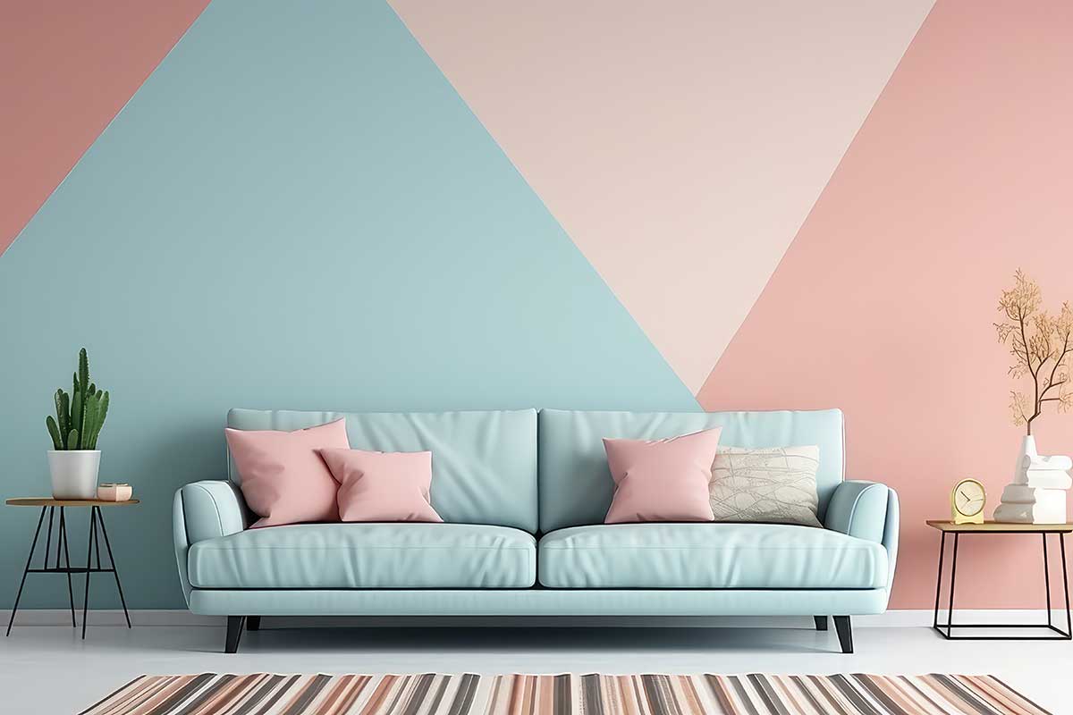 salon avec mur aux formes géométrique couleurs pastel